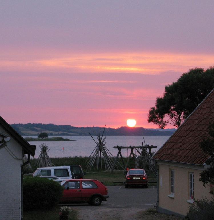 Hjarbaek Bed And Breakfast Room photo