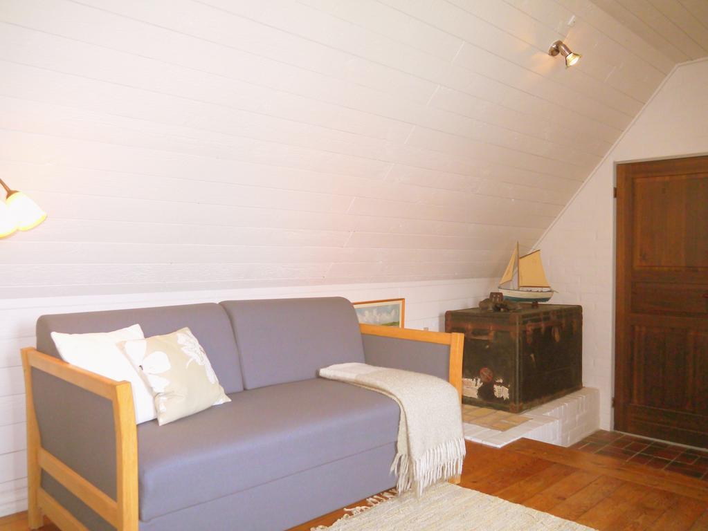 Hjarbaek Bed And Breakfast Room photo